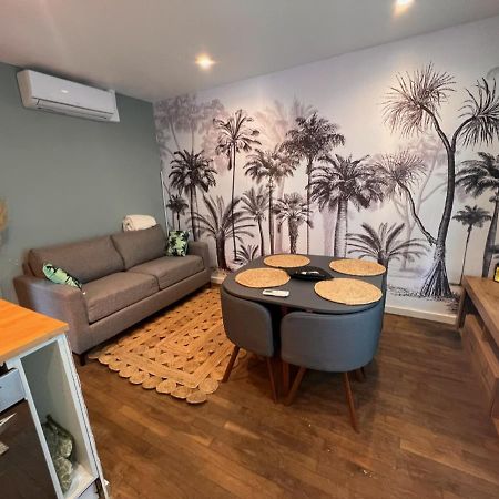 Appartamento T2 Cosy / Quartier Calme / Magasins D'Usine A Proximite Saint-Julien-les-Villas Esterno foto